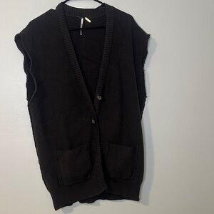Black Sleeveless Cardigan Vest